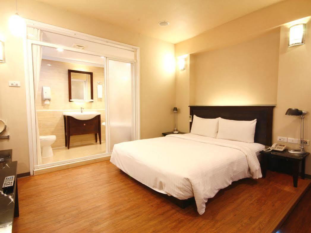 Kindness Xin Jue Jiang Hotel Kaohsiung Bagian luar foto