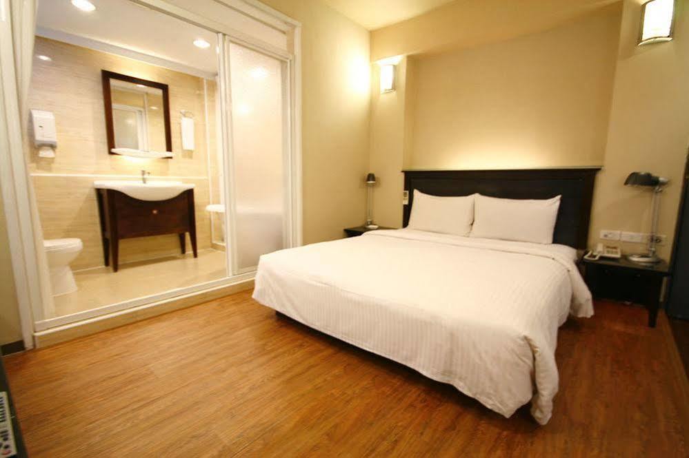 Kindness Xin Jue Jiang Hotel Kaohsiung Bagian luar foto